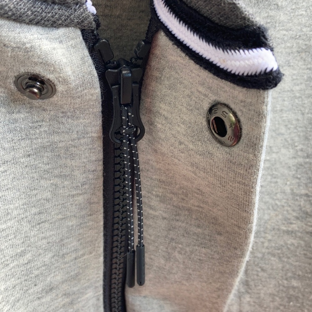 Nike Gray and Dark Gray Bomber Jacket - Picture 5 of 6